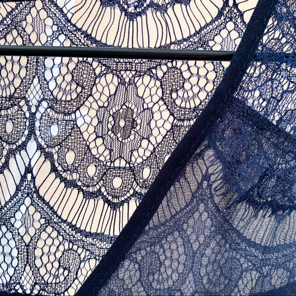 Lacey Navy Top - Picture 2 of 2